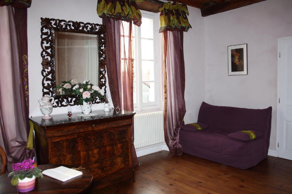 La Maison D'Anais Vic-en-Bigorre Rom bilde